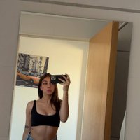Lilly (@r8tcceuc82omw5) 's Twitter Profile