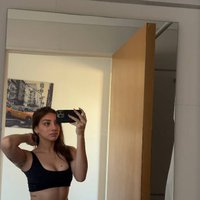 Lilly (@j6wizi3137k3bsl) 's Twitter Profile