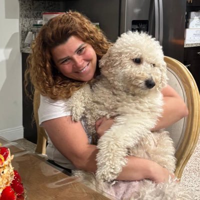 LosToxicosGoodl's profile picture. Actriz de Teatro, Televisión y Radio https://t.co/J2U4XSpsOC                                      https://t.co/9ICnhEGX1y