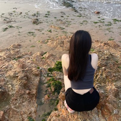 Malagui716's profile picture. 不安な夜ほど、自分を抱きしめよう🧸