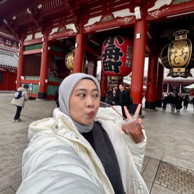 daydiyduyy's profile picture. 