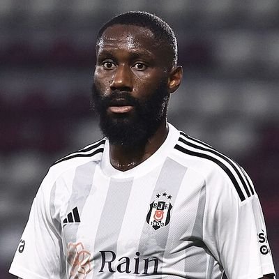İlkemiz Beşiktaş JK, ilkeden taviz intihar demektir.
🖤🤍🦅🦅