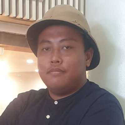 Batavian language activist · Wikimedian
Tukang getolin basè Betawi · Tukang Wikimédia