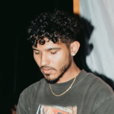 IG: _isrealperez Rapper/Singer A CREATIVE | Graphic Designer at @byodtweets