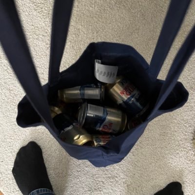 Ronnetrejding's profile picture. 