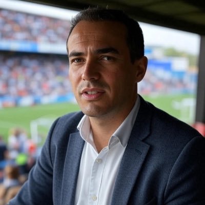 I am in the knowing on the football transfers. I am mainly working around Tottenham Hotspur. I am from the España