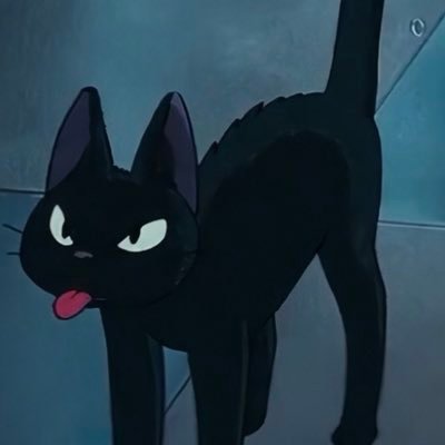 Tida25172988's profile picture. Jeune dame twittant en toute liberté