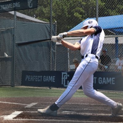 | Uncommitted 2027 | 6’2/190lb | 6.65 60 yard🏃| Ward Melville 27’ | Cf/RHP⚾️ | Wr/Db🏈 |