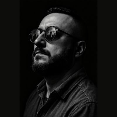 Presional commnity manager 📚fotógrafo en proceso, fotografía📸, arte, morbo, cine. 🇪🇨