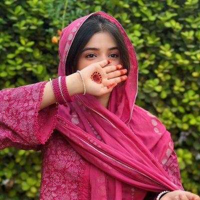 Simla6084's profile picture. 