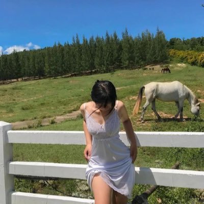 27 yaşnda azgın bir kızım sadece telegramdan konuşuyorum. Telegram. emel3367 https://t.co/MY6viUF7aY instagram emelcakrgl