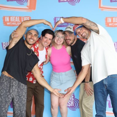 SYDy_is_ours's profile picture. big time rush and jonas brothers enthusiast • go birds