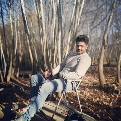 بنام شاه ، خرَد ،میهن
See everything, say nothing
