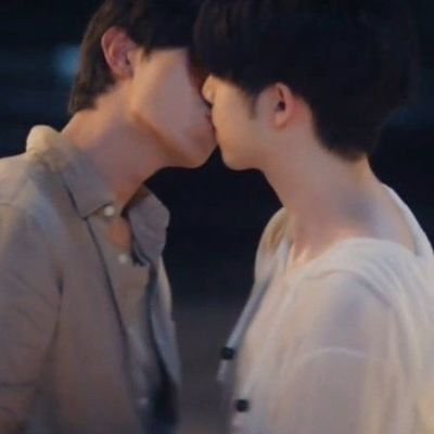 suliestiyanie's profile picture. #Happinet :)