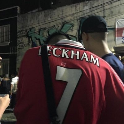 15zbe's profile picture. 