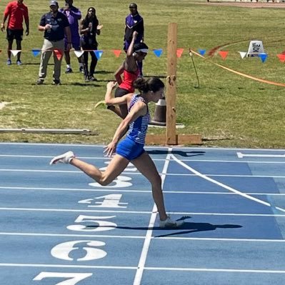 Track and Field recruit • MS Bombers Fuller 18U • St. Paul’s Mobile, AL • Sprints/Multi OF • C/O 2026• 🥎👟 • 29 ACT • Phil. 4:6 emilylock08@gmail.com
