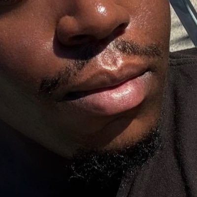 ur favorite brownskinned caribbean boy wit da fat butt. 🥰 based in los angeles. https://t.co/eZq7HDUUnx. $cityyboyfamous. dm for customs/ft shows/meets.