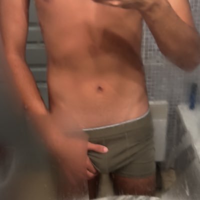 Contenu privé et demande particulière en DM :)!