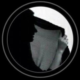 AsealShams's profile picture. أعيش كما ينبغي،متصالحه مع نفسي،لا أجيد الاحتفاظ بالخاذلين،أنهيت جزء ًمن حلمي باكالوريا علم نفس، والدي من أسس فيني أرقى المبادىء والقيم،فخوره لأصغر أشيائي وبنفسي