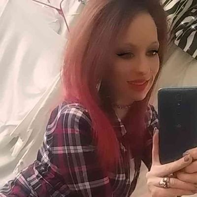 Im here launching my new domme account. I just joined the Findom community
#paypigswelcomed
#SubsWelcomed
$Tribute and then talks
#noscammers #feeisonu