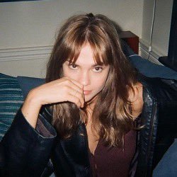 did you ever hear about the girl who lives in delusion? ~ views are my own 💌