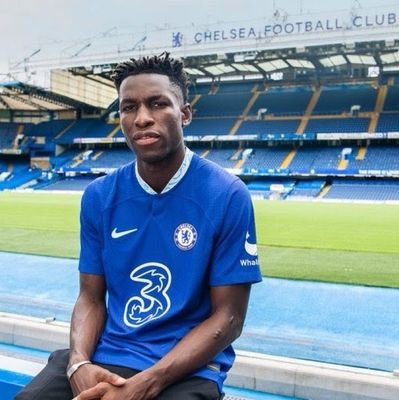 In love with Football
#ChelseaFC • #ChelseaFCW • #RemoStarsSC • #RCSA_English•