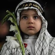 ولا تَحْسَبَنَّ الَّذِينَ قُتِلوا في سبيل الله أمواتا بل أحياء عِندَ رَبِّهِم يُرزَقُونَ
🇮🇷ای پرچمت ما را کفن🇮🇷