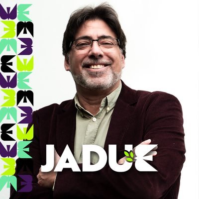 Preso injustamente, Ex Alcalde de Recoleta, Arquitecto y Sociólogo de la U de Chile, Magister en Urbanismo, y Militante del Partido Comunista de Chile.