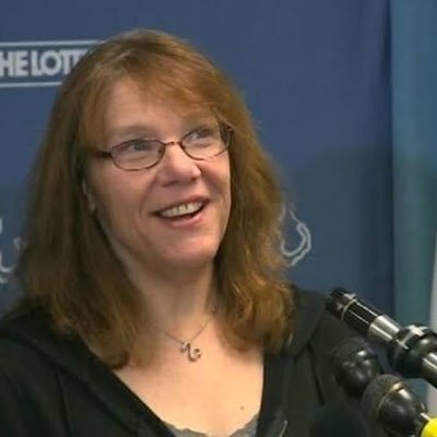 Am mavis the Powerball single ticket jackpoti winner in Massachusetts..I'm the lottery winner of $758 million.. giving out $50000 to people in need