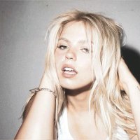 ☆ (@wttfhoe) 's Twitter Profile