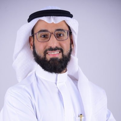 Saudi Laryngologist استشاري أنف وأذن وحنجرة وحاصل على الزمالة الامريكية في امراض الحنجرة والقصبة الهوائية والمريء