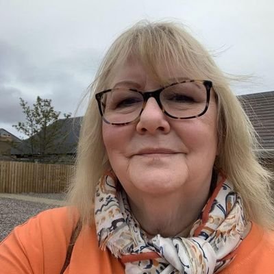 mommahelpe822's profile picture. I'm actually here to help those who need my help