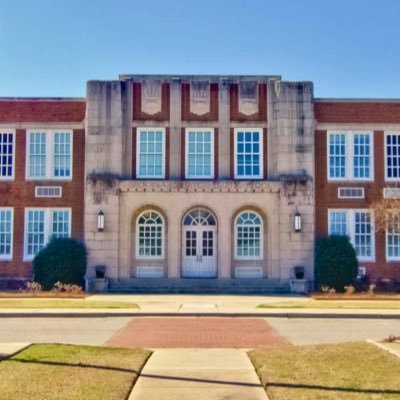 The official X account for the Brookland Cayce High School Bearcats! | Connect with us on Instagram: @bchsbearcat!