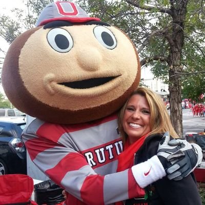 Buckeye born & bred🌰 Positive energy visionary✴ Justice, balance, harmony♎ Breast cancer survivor🎀
OH➡️IN➡️CA🏡❤