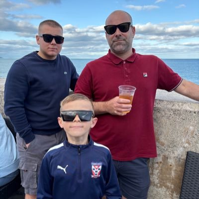 Proud Father & husband York city fc⚽️ York knights 🏉casual clobber, Adidas trainers 👟 walking,yorkshire dales.premium lager ,real ale🍺 supply & fit carpets🧾