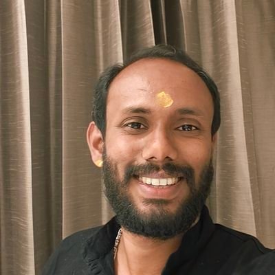 पीठाधीश्वर गुरूवेश्वर शनि शक्तिपीठ, लेखक, वर्ल्ड रिकार्ड होल्डर, ज्योतिषाचार्य एवं अनुसंधानकर्ता, संस्थापक - @guruweshvar संकल्प १०० शनि मंदिर निर्माण