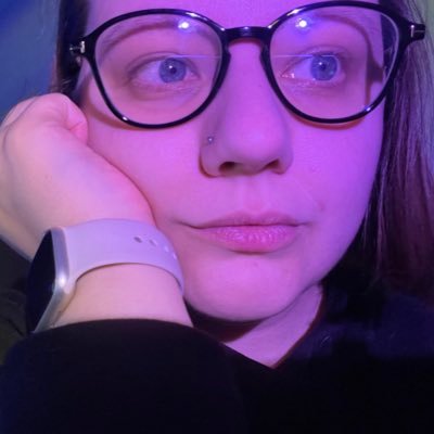 margohoney's profile picture. фотографую, читаю, глажу кота, народилась в Харкові, живу в Києві пʼять років