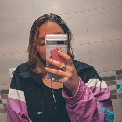 Zerem_'s profile picture. ✨they/them✨ || 24 || fangirleo con cosas y hago rt a dibujos🌠 || 3d modeling & narrative designer ||