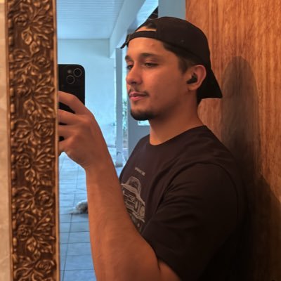 joaovitorf32's profile picture. 