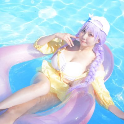 好きな作品を好きなだけコスプレしたり遠征したりしてます。写真はDMが嬉しいです✨ 踊ってみた(あぴゅーず、新町坂、Blooming) 乃木坂大好きでツイート多めです💕 https://t.co/6CnBjK3xWY