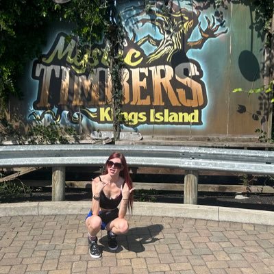 Coasters and parks are my oxygen. #1 Steel Vengeance lover. Gymnastics fan. Horror fiend. 🤡🔪🩸🕸️💀⚰️👻👽🎢🎡🤸🏻♀️ 26. Buffalo, NY #gobills #SaveDesperado