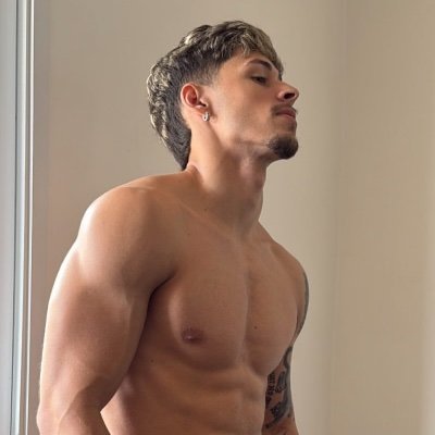 Alex Mendes π§π· Profile