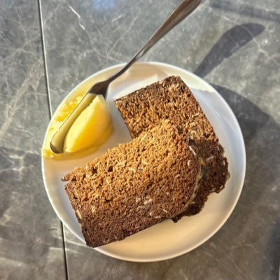 YanniM's profile picture. YM