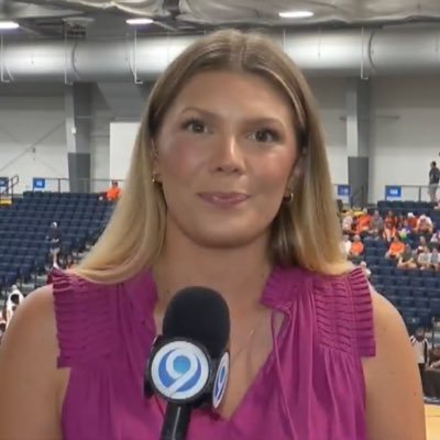 @NewsChannel9 Sports Anchor/Reporter • @GALvanizeLife @NewhouseSU '23 @umich '21 // Story ideas? Student-Athlete of the Week recs? - maddiemustion@localsyr.com