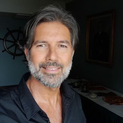 MBoyinik's profile picture. ÖLÜMÜNE SEVİYORUZ BİZ BEŞİKTAŞI. SSK Emeklisi Rehber&Guide Küçük çapta Trader Al/sat Uzun vade hissedar ortaklığı temettü yatırımı.ATATÜRK KIRMIZI ÇİZGİMİZ!!