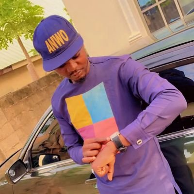 SimonAbel11's profile picture. DreamChaser,
sarcasm expert and a professional overthinker. Handle with care 🙃