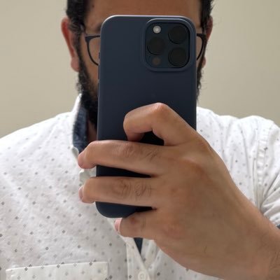 #25Jan اغفروا لي حزني وخمري وغضبي وكلماتي القاسية، بعضكم سيقول بذيئة، لا بأس..أروني موقفا أكثر بذاءة مما نحن فيه ( كلهم ولاد وسخة لا استثنى أحدا)
