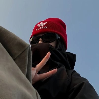 YOU_q's profile picture. مو مسؤوله عن تصرفاتي