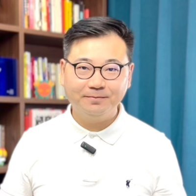 Focus on AI | Founder of TechMami.
https://t.co/dRu0z3uZz5
Ā· A technology website platform about AI.
Ā· AI in China and the world.
Ā· Information Equality.