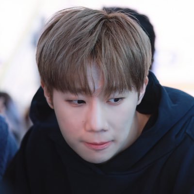 𝘠𝘰𝘶’𝘳𝘦 𝘵𝘩𝘦 𝘰𝘯𝘭𝘺 𝘰𝘯𝘦 #성규⠀⠀⠀ ⠀⠀⠀ ⠀⠀⠀ ⠀⠀⠀ ⠀⠀⠀ ⠀⠀ ⠀⠀⠀ ⠀⠀⠀ 𝐇𝐐 = 하이라이트